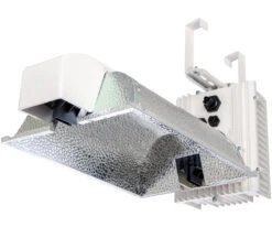 Core 2.0 DE Dimmable Enclosed Lighting System